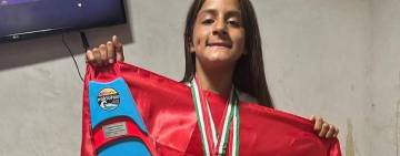 Joven boliviana se corona campeona de bodyboard en Chile y marca hito histórico