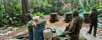 EEUU mantiene alerta de viaje para Bolivia y advierte riesgos en el Chapare por narcotráfico