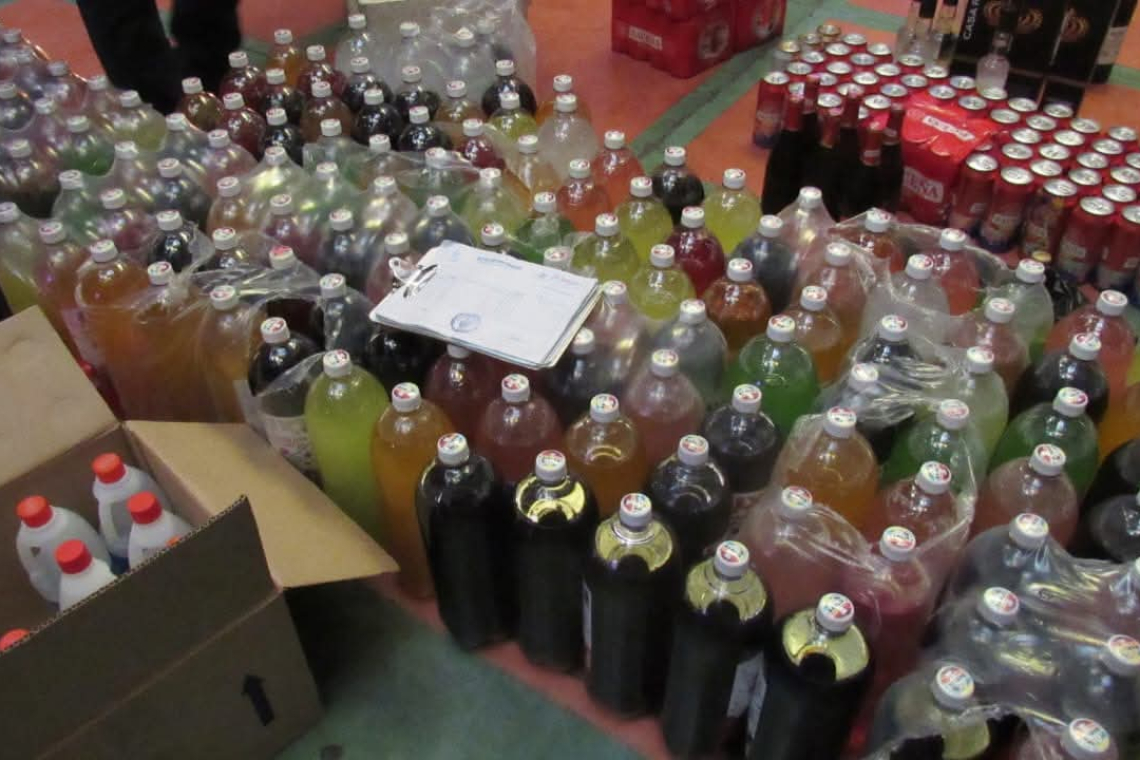 Policía y Fiscalía intervienen lenocinio y comisan bebidas nocivas para la salud