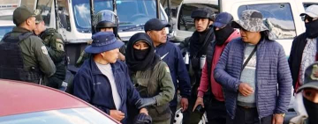 Reportan más de 95 detenidos en medio de violentas movilizaciones en La Paz