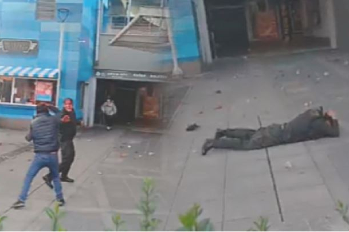 Caos en el centro de La Paz: marchistas dejan saqueos, destrozos y heridos