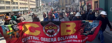 Dockweiler: Hay que ponerle el hombro al país y pedir la renuncia es inconstitucional