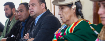 Gobernador Revilla coordina con autoridades de Sud y Nor Yungas el paso de alimentos 