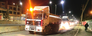 YPFB despacha convoy de cisternas para abastecer de combustible a La Paz y El Alto