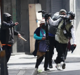 Fiscalía inicia investigación por agresiones a la prensa en disturbios en La Paz