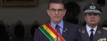 El presidente Paz anuncia la reducción de su salario y de su gabinete al 50%