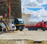 YPFB dispone 595.000 litros de gasolina a provincias de La Paz libres de bloqueos