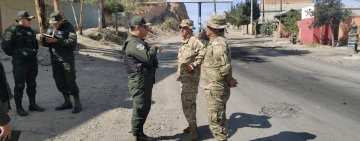 Policías y militares inspeccionan carretera hacia Río Abajo, libre de bloqueos