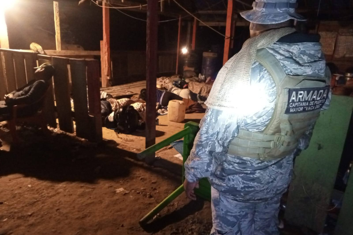 Armada coadyuva a salvaguardar la vida de mujer en trabajo de parto en Beni