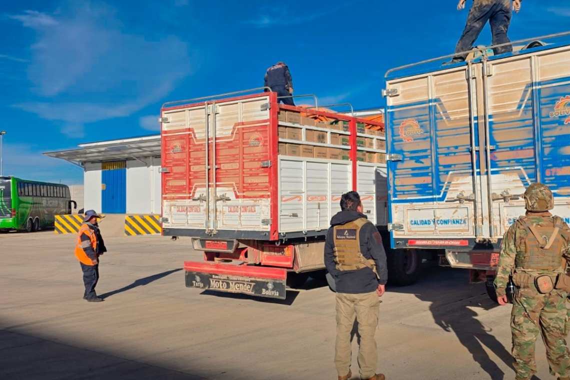 En Cruce Chaqui la Aduana comisa 40Tn de alimentos de origen extranjera valuado en Bs400.000