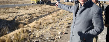 Cientos de camiones y cisternas avanzan hacia La Paz tras operativo de despeje en la ruta a Oruro