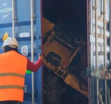 Fiscalía-FELCN-Aduana indaga hallazgo de 132 kl de cocaína en una excavadora con destino a Libia