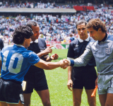 La 'mano de Dios' con las Malvinas de fondo: el partido que selló un clásico mundial