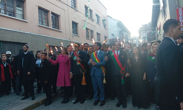 Presidente realza los actos centrales en homenaje a los 217 años de la Gesta Libertaria de La Paz