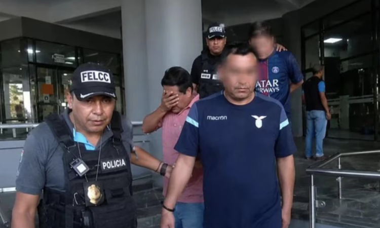 Dictan prisión preventiva para tres acusados de reclutar combatientes para la guerra en Ucrania
