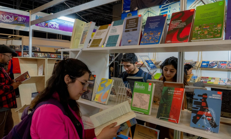 La UMSA proyecta 350 nuevos libros que se exhibirán en la FIL 2026
