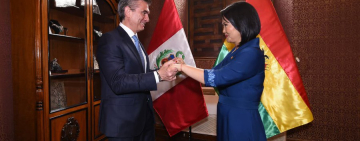  Bolivia y Perú impulsarán la integración con proyectos portuarios, ferroviarios y carreteros 