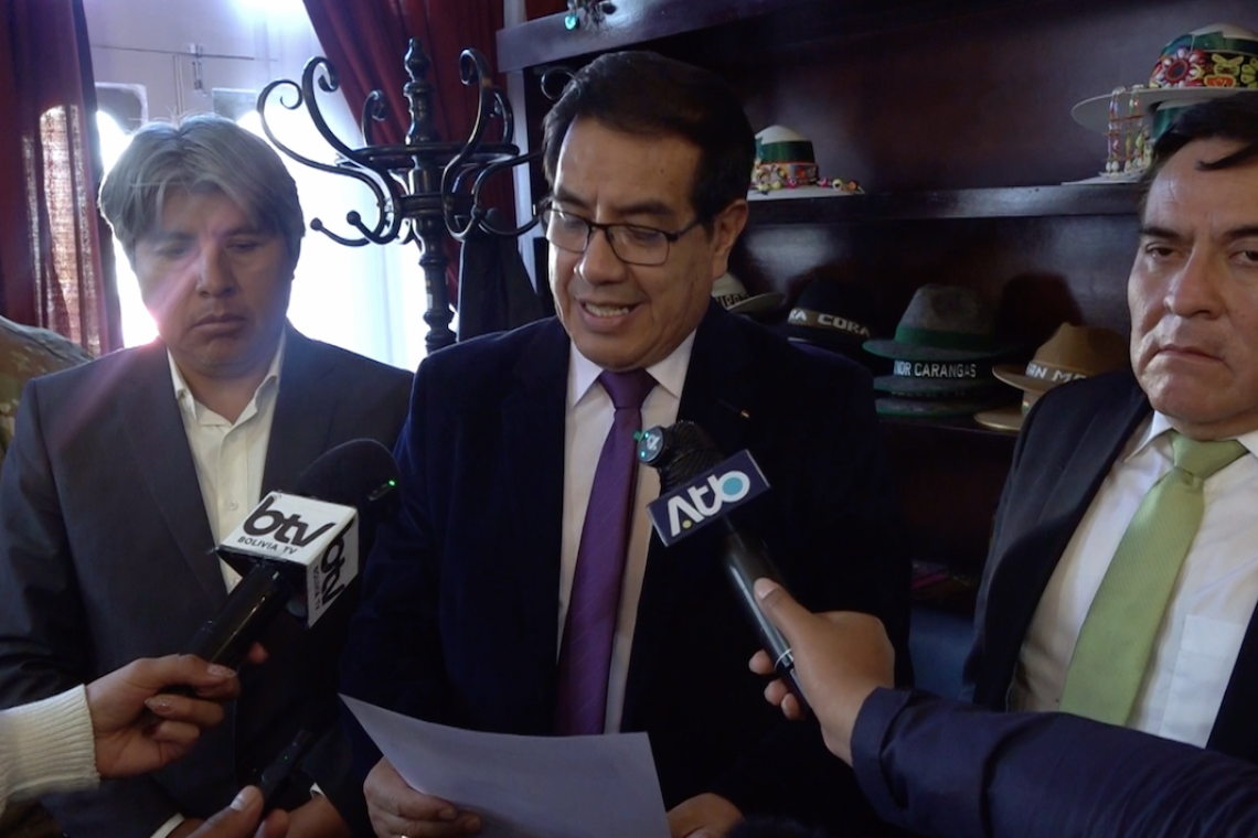 Acuerdan 8 medidas clave para frenar el “juqueo” en Huanuni