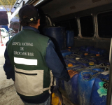 En operativo conjunto comisan 1.335 litros de gasolina transportada irregularmente en Zudáñez