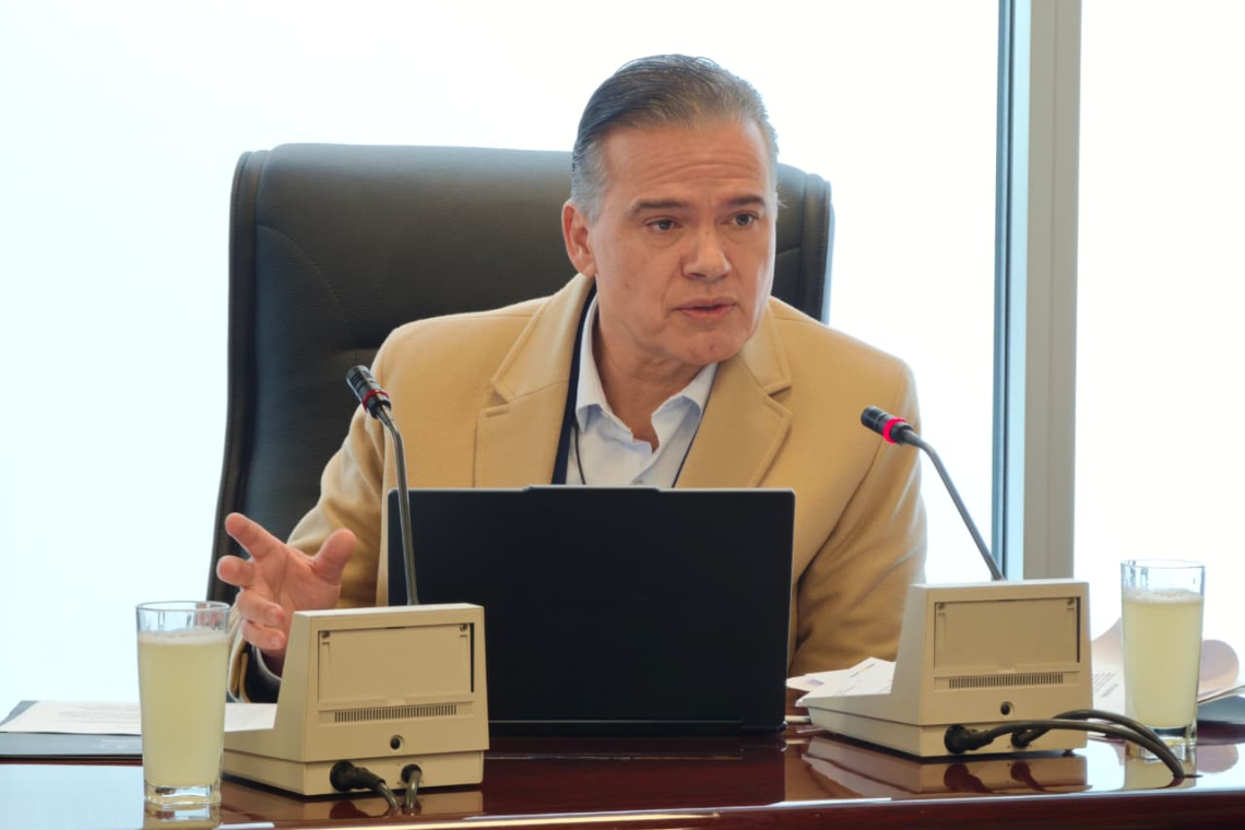 Gobierno apuesta por el diálogo y desplaza comisión ante bloqueo en Beni