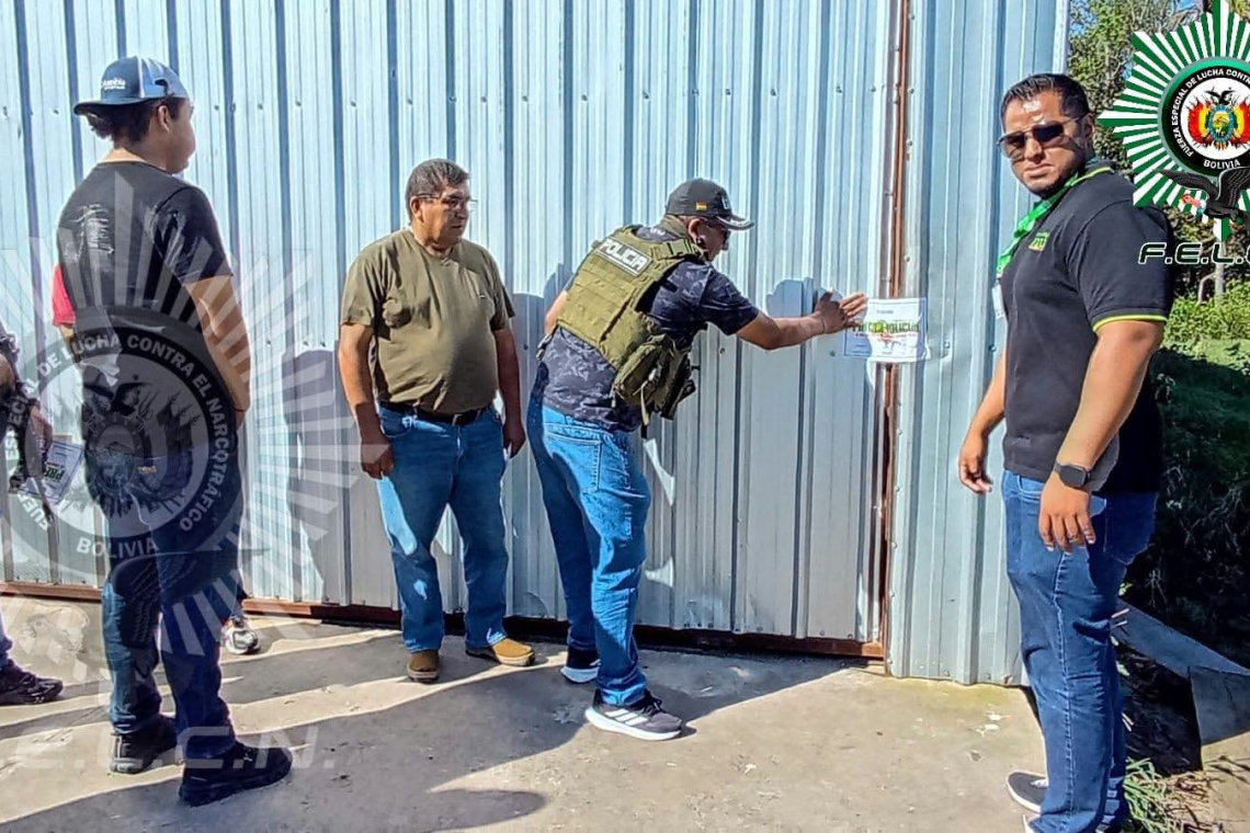 Personal antidroga interviene hangares y confisca dos avionetas en La Guardia