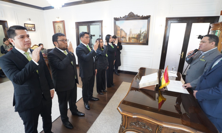 Fiscal General posesiona a nuevos fiscales departamentales de Beni, Tarija, Oruro, Chuquisaca y Potosí 