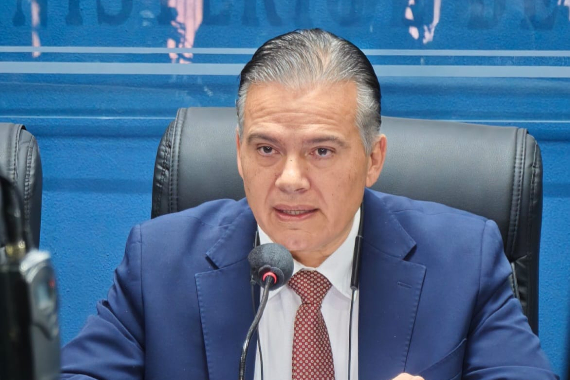 Gobierno responde a Evo con hacer uso de la fuerza para cumplir con la ley