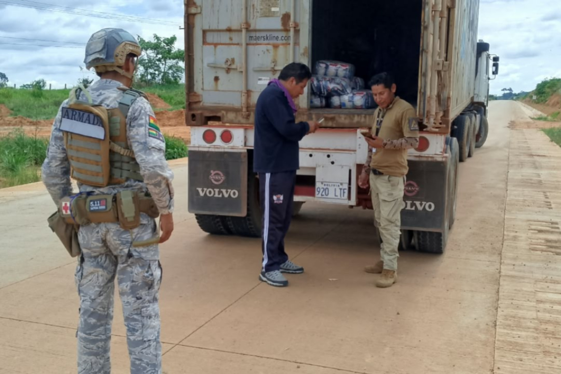 PMN-Santa Cruz asesta duro golpe al contrabando por Bs102.000