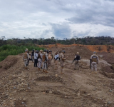 En intervención conjunta contra la minería ilegal desmantelan campamento en el río Beni