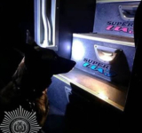 Cochabamba: can antidrogas detecta marihuana en una flota; hay dos aprehendidos