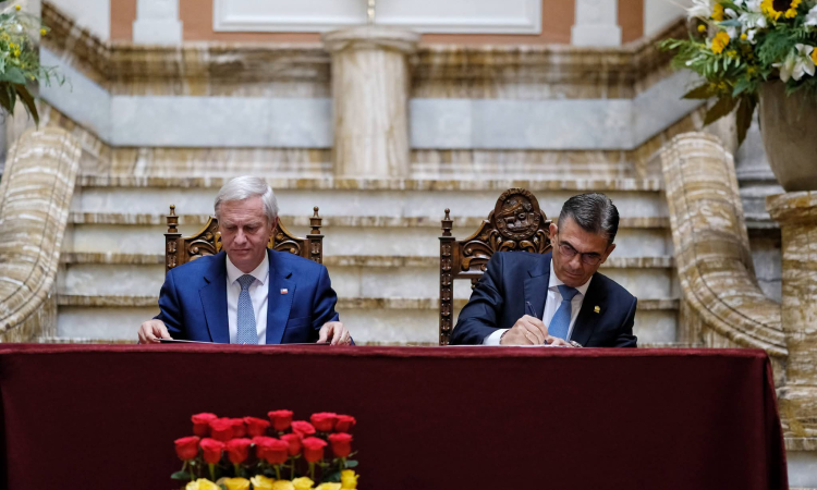 Bolivia y Chile en un momento histórico activan nueva etapa de dialogo y firman convenio bilateral