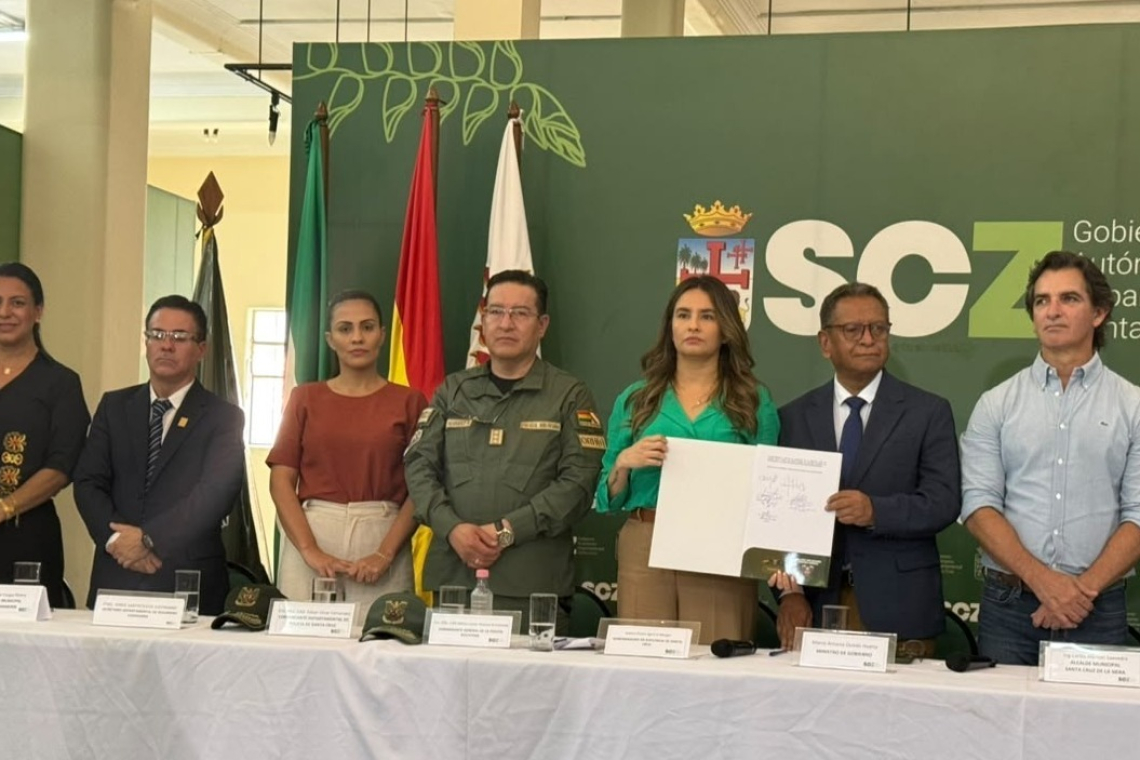 En Santa Cruz sellan alianza por la paz y seguridad contra el crimen organizado y el narcoterrorismo
